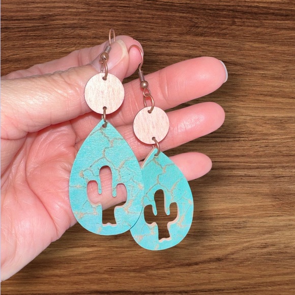 Turquoise Cactus Teardrop Earrings - Picture 3 of 3